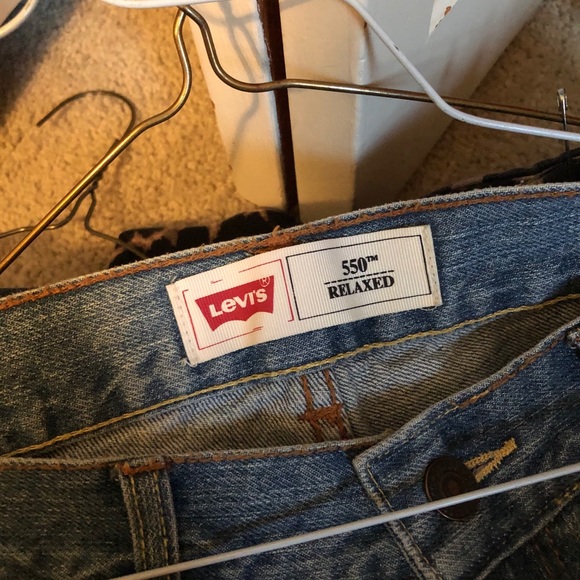 vintage medium wash 550 levi jeans😍 - Picture 9 of 9